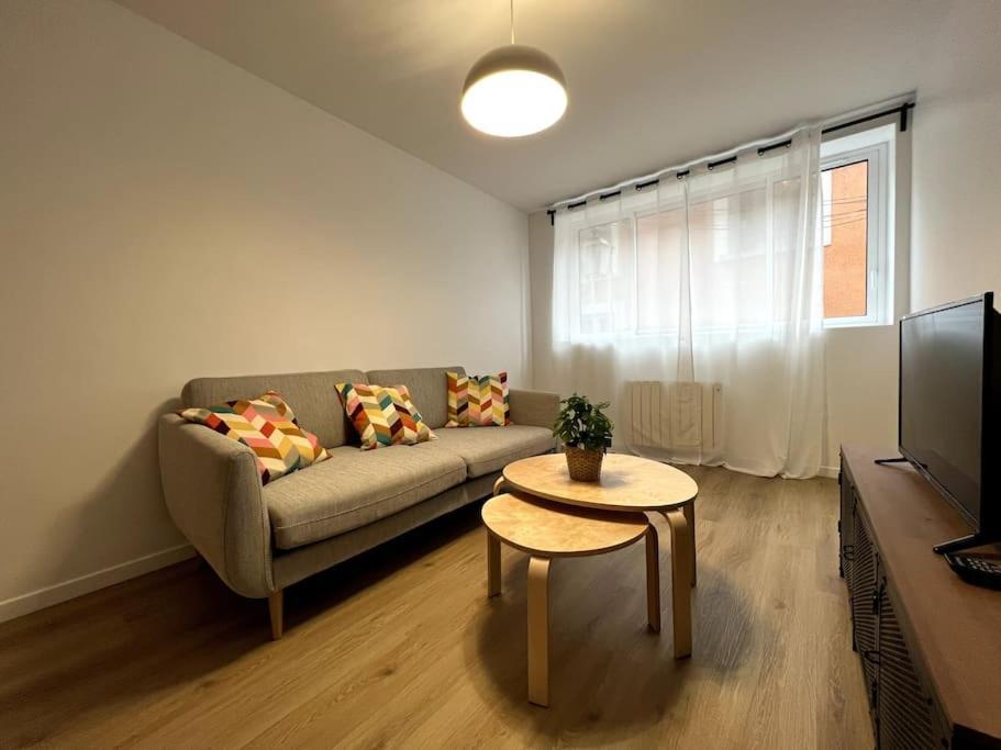 Designer - Centre Montereau Daire Dış mekan fotoğraf